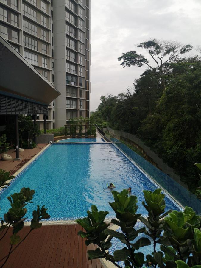 Stayje Putrajaya, 5 Minutes To Ioi City Mall, Wifi , Netflix, Free Parking Extérieur photo